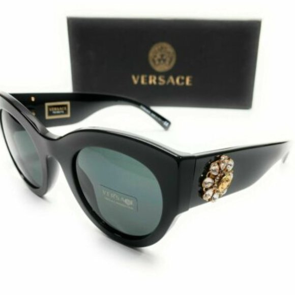 Versace Women\'s Black Cat Eye Sunglasses!